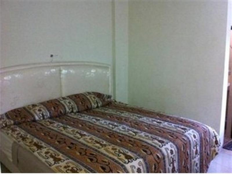 Queen Star Hotel Ngingas Dış mekan fotoğraf